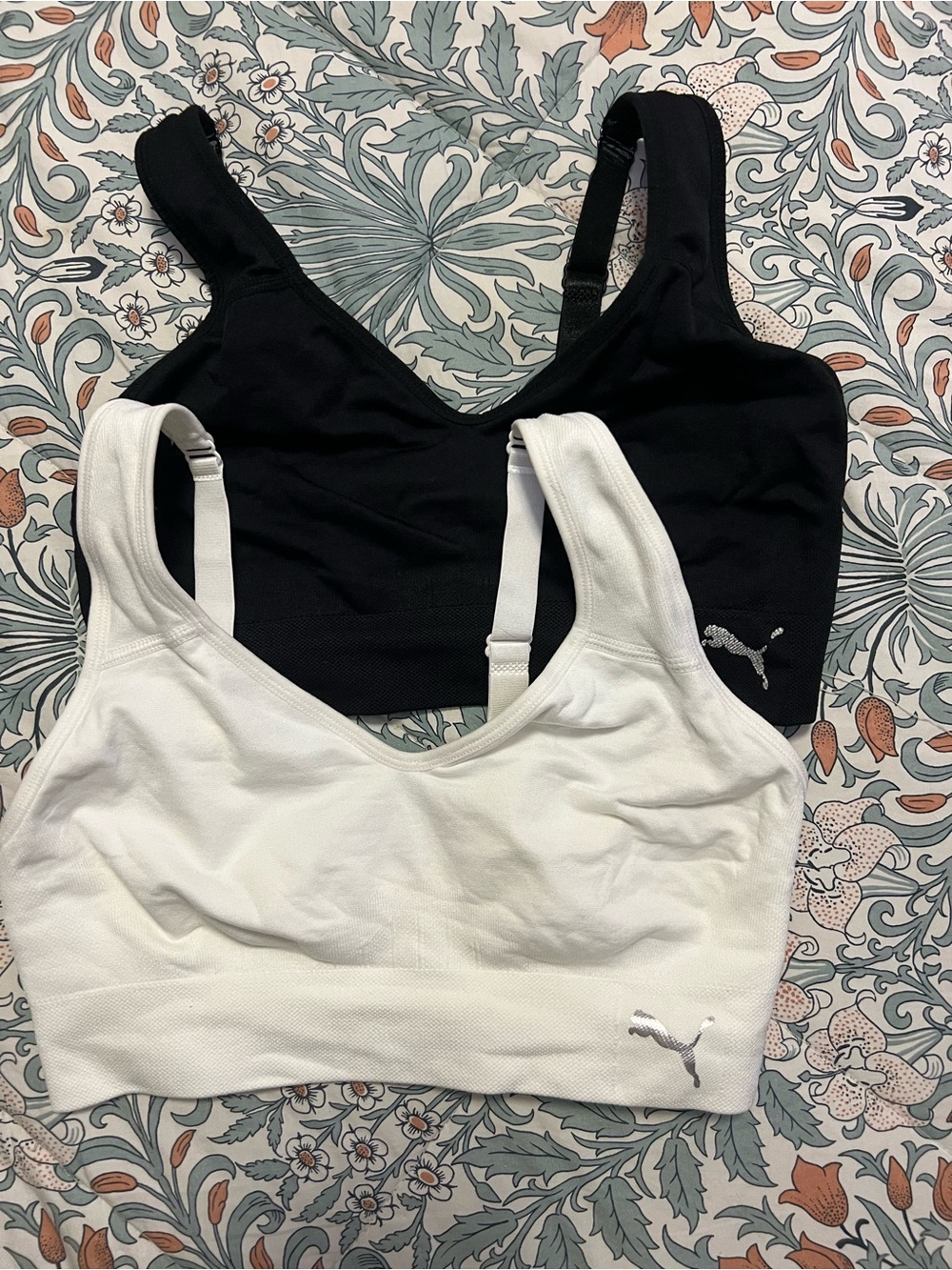 Bundle of Women's Sports Bras & Bras — PUMA, NIKE, Old Navy